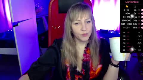 Snapshot of ganet469 chatting on 02-10-25, 05:36 Janette online show from 02-10-25, 05:36