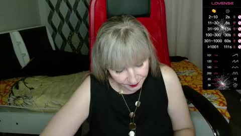 Snapshot of ganet469 chatting on 09-24-25, 09:18 Janette online show from 09-24-25, 09:18