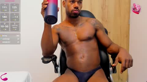 Snapshot of ganiimides chatting on 02-15-25, 11:14 Alejo online show from 02-15-25, 11:14