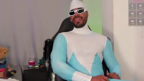 Alejo  online show from 10-31-25, 08:21