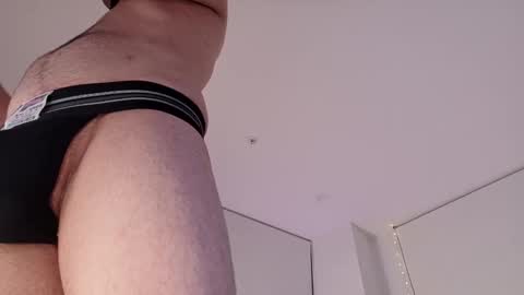 Snapshot of gape_party chatting on 02-03-26, 12:32 gape_party online show from 02-03-26, 12:32