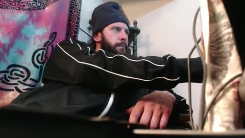 garageguy4fun online show from 01-13-25, 01:02