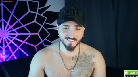 Snapshot of garbel09 chatting on 12-12-24, 05:52 Chris Dont forget to gift me thumb up Its very important to me and makes me happy AF online show from 12-12-24, 05:52