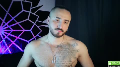 Snapshot of garbel09 chatting on 12-18-24, 05:48 Chris Dont forget to gift me thumb up Its very important to me and makes me happy AF online show from 12-18-24, 05:48