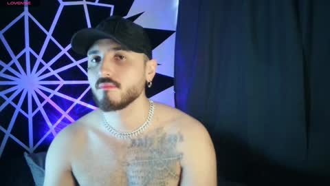 Snapshot of garbel09 chatting on 01-28-25, 06:49 Chris Dont forget to gift me thumb up Its very important to me and makes me happy AF online show from 01-28-25, 06:49