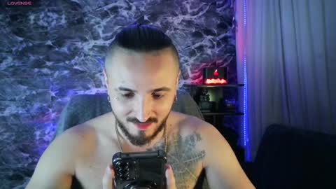 Snapshot of garbel09 chatting on 02-20-25, 06:50 Chris Dont forget to gift me thumb up Its very important to me and makes me happy AF online show from 02-20-25, 06:50