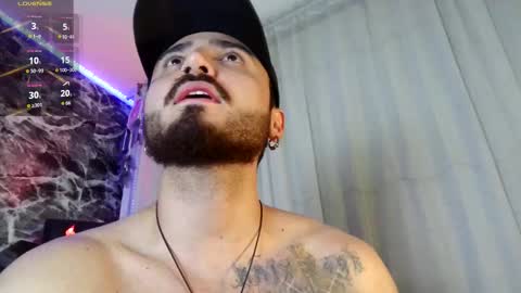 Snapshot of garbel09 chatting on 09-17-25, 06:37 Chris Dont forget to gift me thumb up Its very important to me and makes me happy AF online show from 09-17-25, 06:37