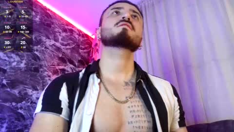 Snapshot of garbel09 chatting on 10-08-25, 06:33 Chris Dont forget to gift me thumb up Its very important to me and makes me happy AF online show from 10-08-25, 06:33