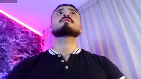 Snapshot of garbel09 chatting on 10-15-25, 06:35 Chris Dont forget to gift me thumb up Its very important to me and makes me happy AF online show from 10-15-25, 06:35