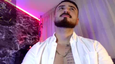 Snapshot of garbel09 chatting on 10-18-25, 06:37 Chris Dont forget to gift me thumb up Its very important to me and makes me happy AF online show from 10-18-25, 06:37