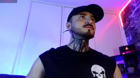 Snapshot of garbel09 chatting on 11-24-25, 06:46 Chris Dont forget to gift me thumb up Its very important to me and makes me happy AF online show from 11-24-25, 06:46