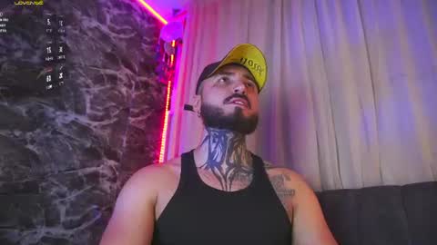Chris  Dont forget to gift me thumb up Its very important to me and makes me happy AF  online show from 07-10-26, 07:23