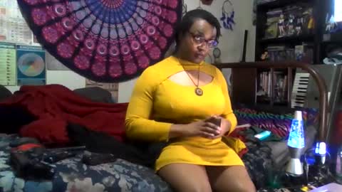 Gardenia online show from 11-22-25, 06:12