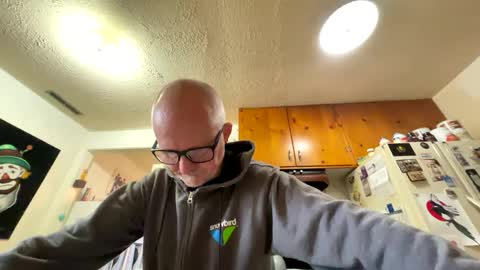 marvin pumpt online show from 09-21-25, 04:30