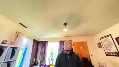 marvin pumpt online show from 10-13-25, 03:34