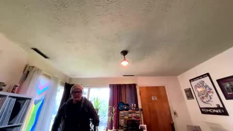 marvin pumpt online show from 10-19-25, 04:29