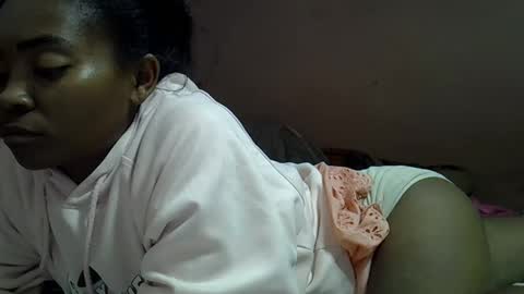 gasielah online show from 02-26-25, 06:21