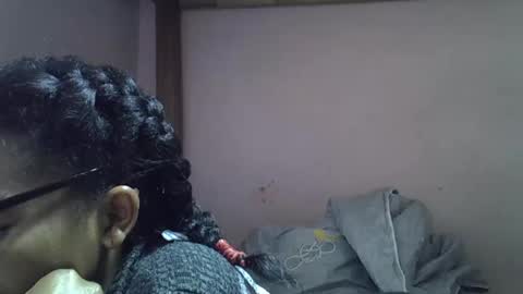 gasielah online show from 03-11-25, 06:19