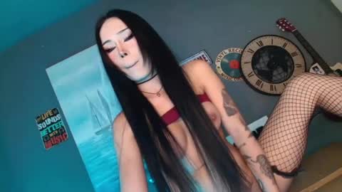 Snapshot of gata_salvaje22 chatting on 07-14-26, 10:48 Anya online show from 07-14-26, 10:48