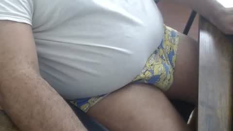 Snapshot of gato27cam chatting on 06-27-26, 12:33 Marco online show from 06-27-26, 12:33