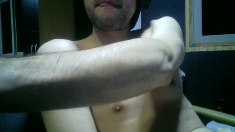Snapshot of gauchors21 chatting on 07-10-26, 02:49 gauchors21 online show from 07-10-26, 02:49