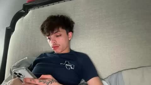 Snapshot of gayboyhtx chatting on 02-05-26, 01:10 Jose online show from 02-05-26, 01:10