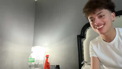 Snapshot of gayboyhtx chatting on 02-06-26, 07:17 Jose online show from 02-06-26, 07:17