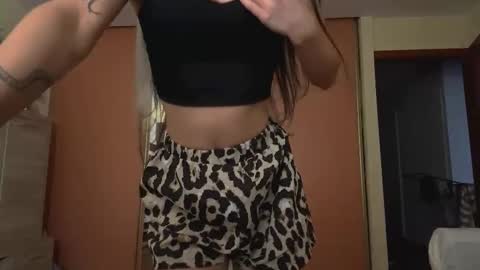 Stasy online show from 11-10-25, 01:43