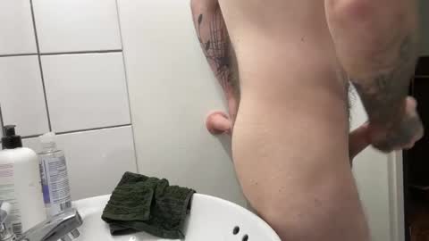 Snapshot of gaytattooed chatting on 09-29-25, 01:49 gaytattooed online show from 09-29-25, 01:49