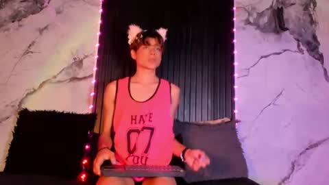 HAN online show from 12-13-25, 10:37