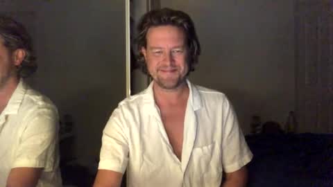 gcsurfer81 online show from 04-21-26, 09:04