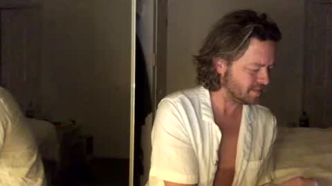 Snapshot of gcsurfer81 chatting on 07-27-26, 09:05 gcsurfer81 online show from 07-27-26, 09:05