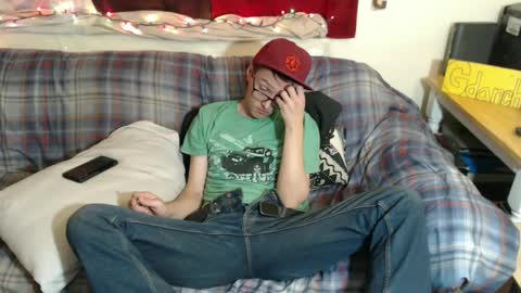 Snapshot of gdanch chatting on 01-18-25, 08:40 G online show from 01-18-25, 08:40