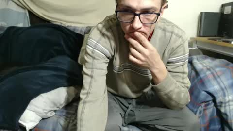 Snapshot of gdanch chatting on 01-31-25, 01:12 G online show from 01-31-25, 01:12