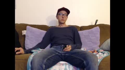 Snapshot of gdanch chatting on 11-13-25, 03:11 G online show from 11-13-25, 03:11