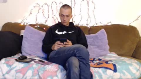 Snapshot of gdanch chatting on 11-15-25, 03:08 G online show from 11-15-25, 03:08