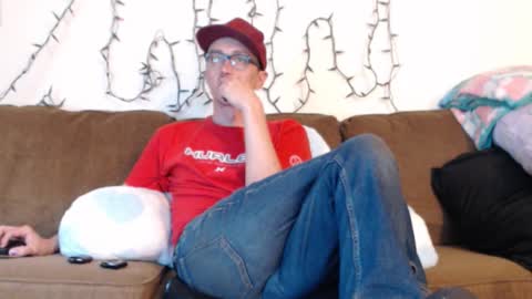 Snapshot of gdanch chatting on 11-28-25, 08:55 G online show from 11-28-25, 08:55