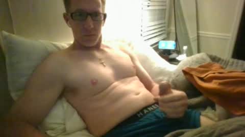 Snapshot of gdub7878 chatting on 06-07-26, 03:43 gdub7878 online show from 06-07-26, 03:43