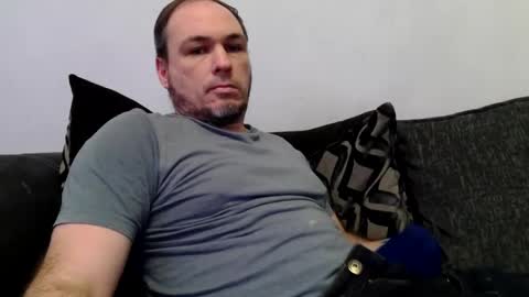 Snapshot of geddes4 chatting on 02-17-25, 11:31 SIR online show from 02-17-25, 11:31