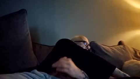 geeman987 online show from 10-29-25, 08:21