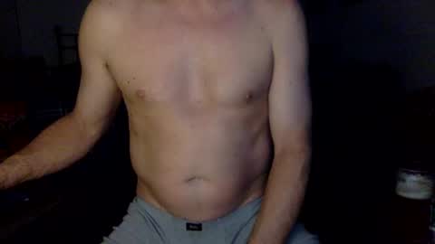 Snapshot of geetarluvver chatting on 12-12-24, 01:43 geetarluvver online show from 12-12-24, 01:43