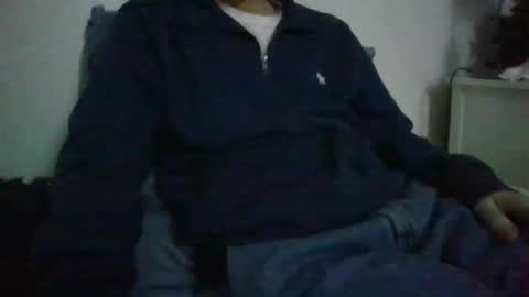 Snapshot of gellis15 chatting on 12-18-25, 11:33 gellis15 online show from 12-18-25, 11:33