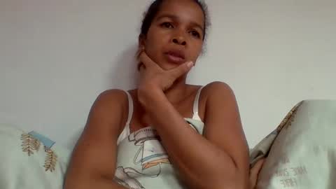 Snapshot of gelmene chatting on 06-20-26, 07:27 gelmene online show from 06-20-26, 07:27