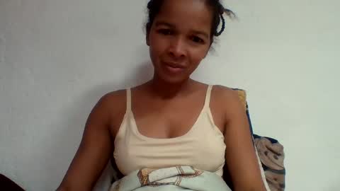 Snapshot of gelmene chatting on 07-13-26, 02:25 gelmene online show from 07-13-26, 02:25