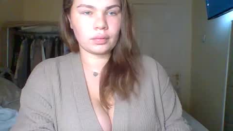 Snapshot of gemmarmalade chatting on 11-08-25, 08:36 GEMMARMALADE online show from 11-08-25, 08:36