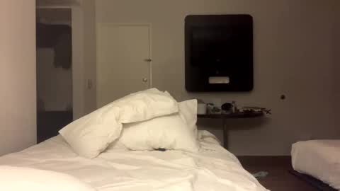 Snapshot of genderpalooza chatting on 11-21-25, 12:26 Lenzy LaCanada online show from 11-21-25, 12:26