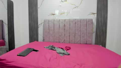 Snapshot of gendy_lovers chatting on 07-13-26, 02:53 gendy_lovers online show from 07-13-26, 02:53