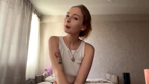 Emmi online show from 09-17-25, 11:12