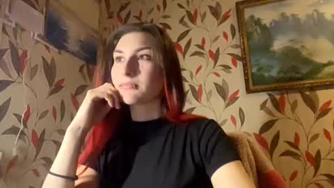 Snapshot of genevivewayson chatting on 11-24-25, 07:41 Martha online show from 11-24-25, 07:41