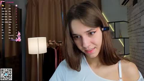 Amely  online show from 09-19-25, 04:25